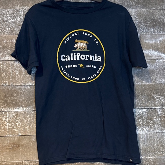Rip Curl Navy California Graphic Tee - Picture 1 of 2